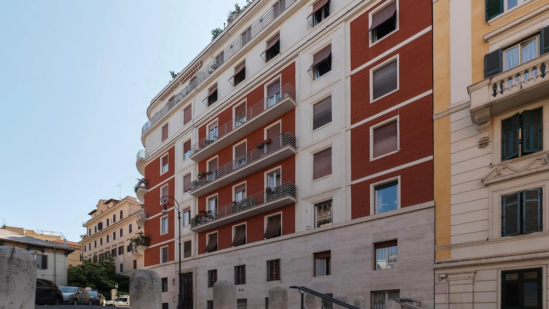 Colosseo Honey Apartment Rome Italy